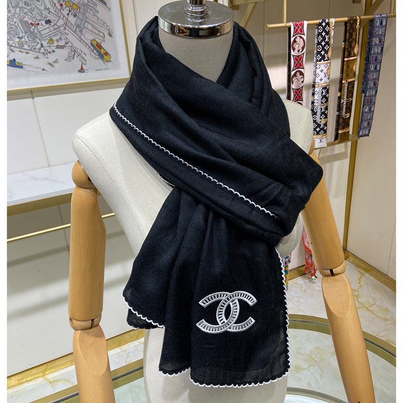 Classic and fashion cashmere knitted long scarf XC1023111606