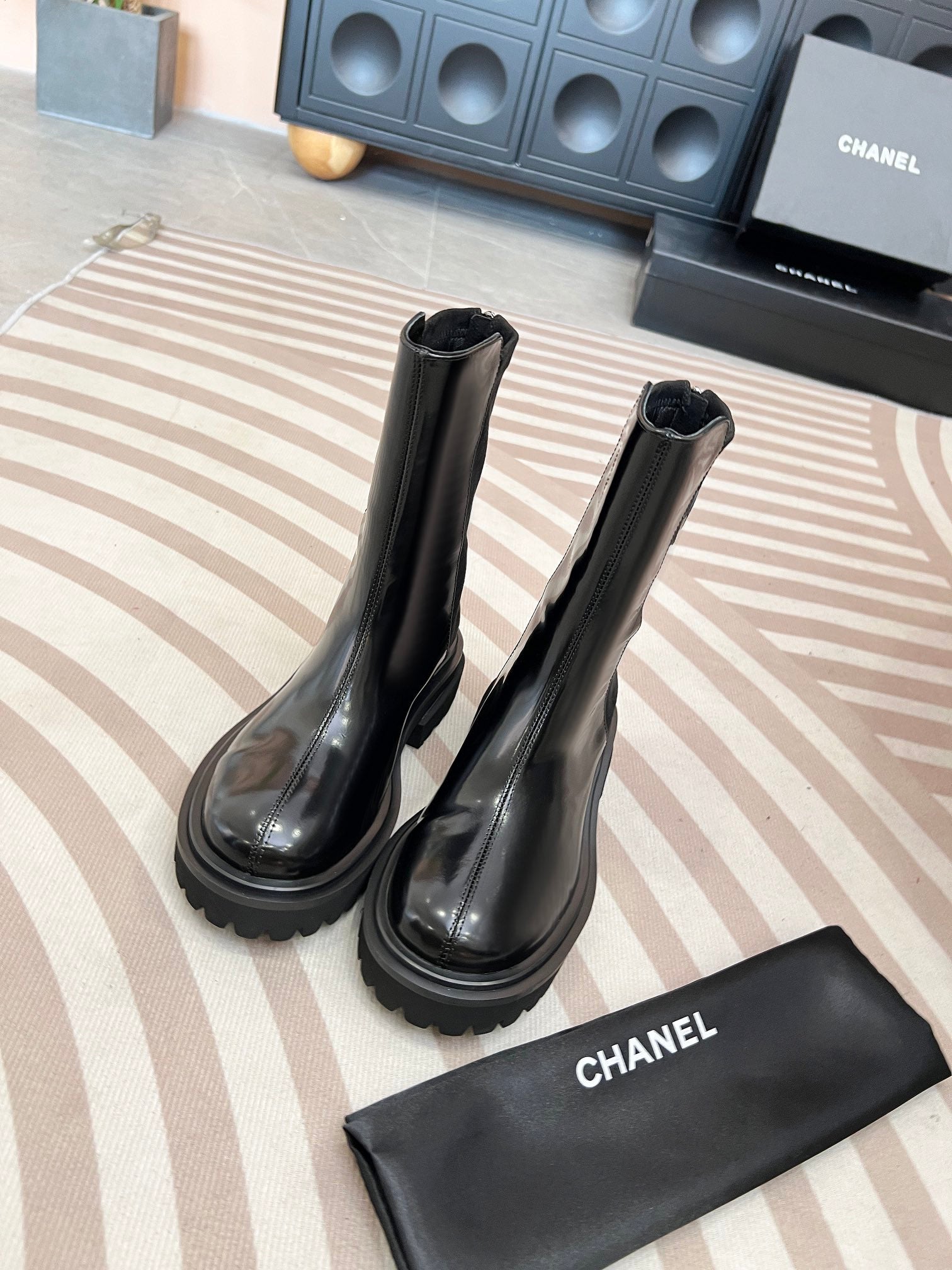 Thick-soled Knight Boots 0724110504