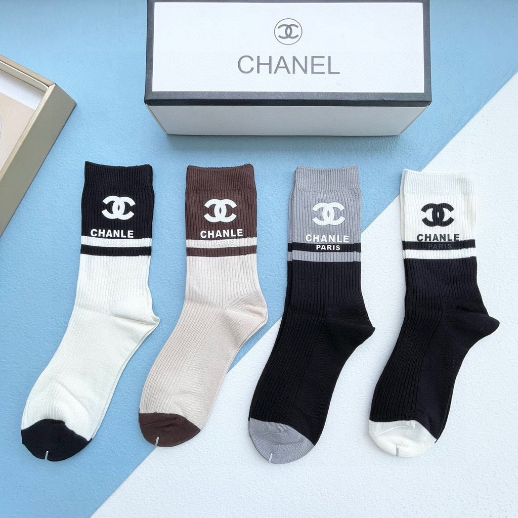 Fashionable and versatile mid-calf socks 0724050907