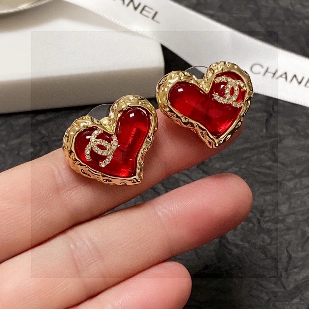 Versatile Fashion Classic Peach Heart Double C Earrings 1024071527