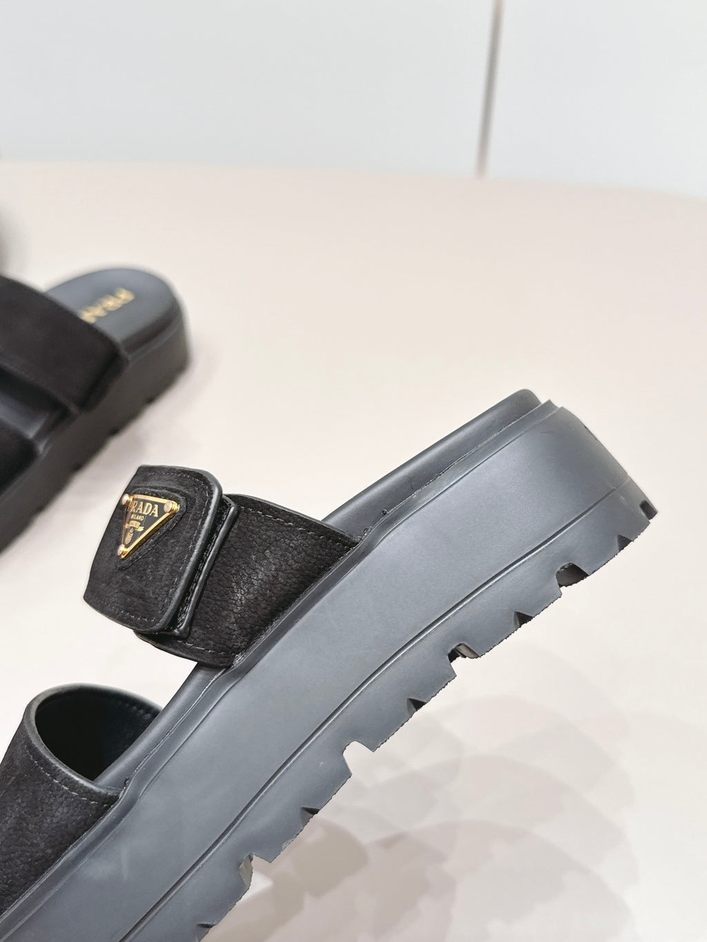 Women's fashionable casual sandals 0726051905