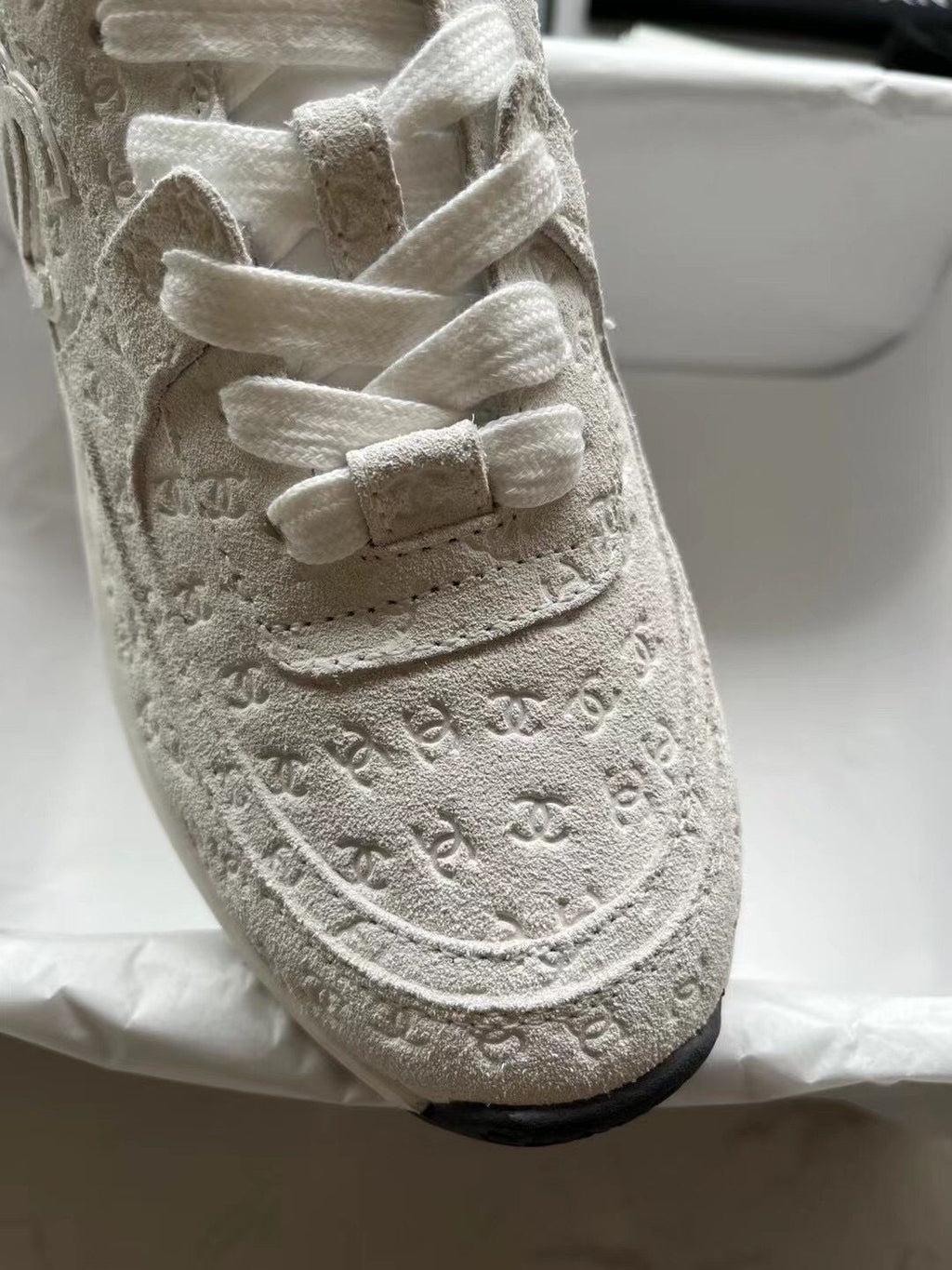 Black And White Panda Embossed Sneakers 0123121301