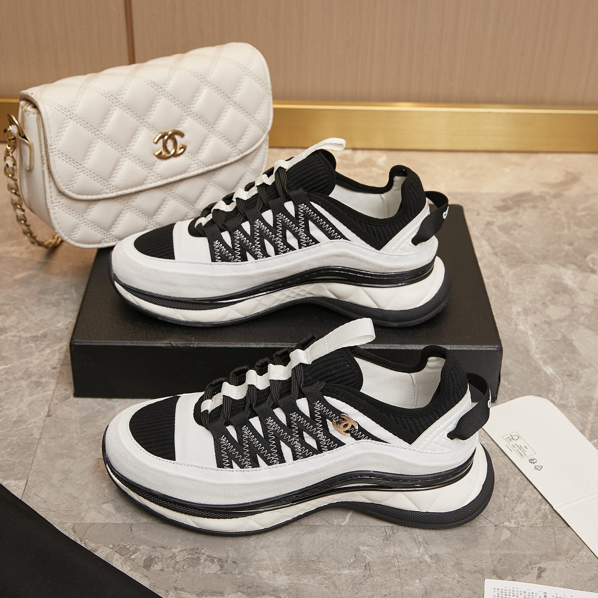 25ss new luxury fashion sports shoes 0725011401