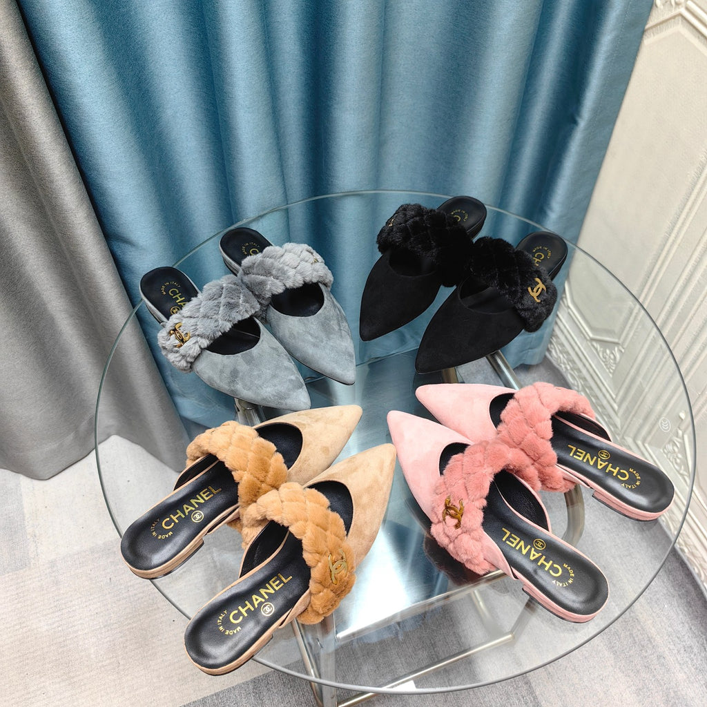 Fashion Pointed Toe Plush Slippers 0725021002