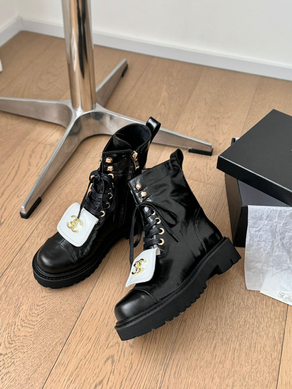 fashion 24B new schoolbag buckle short boots 0724102319