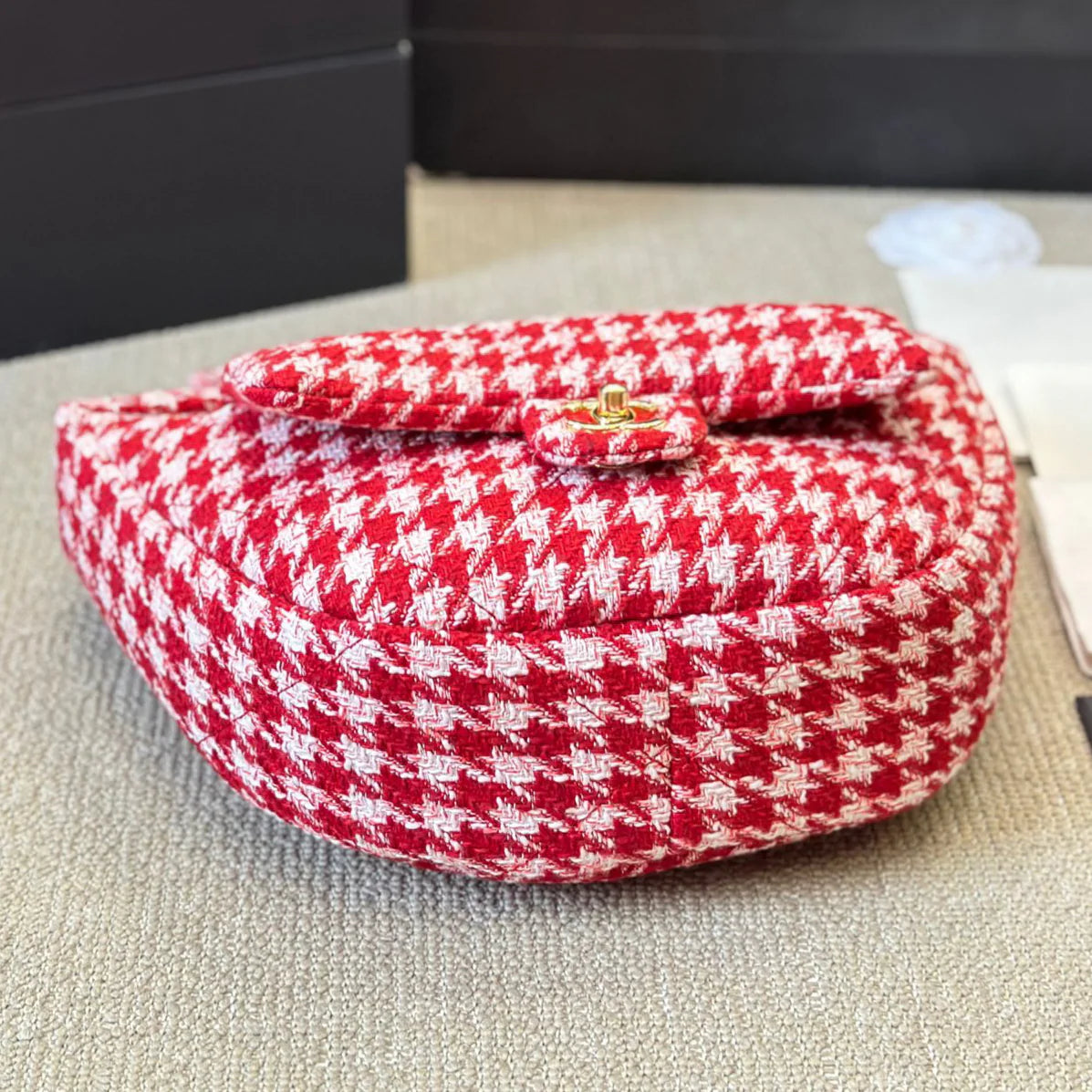 Luxury Red Vintage Tweed Crossbody Bag 1024122703