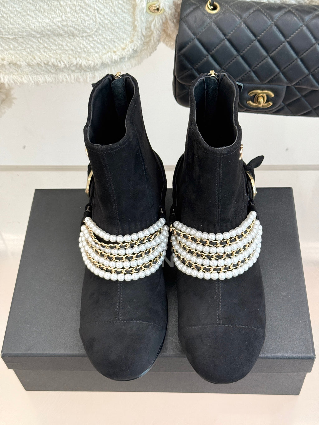 25ss new fashionable pearl chain ankle boots 0725090810
