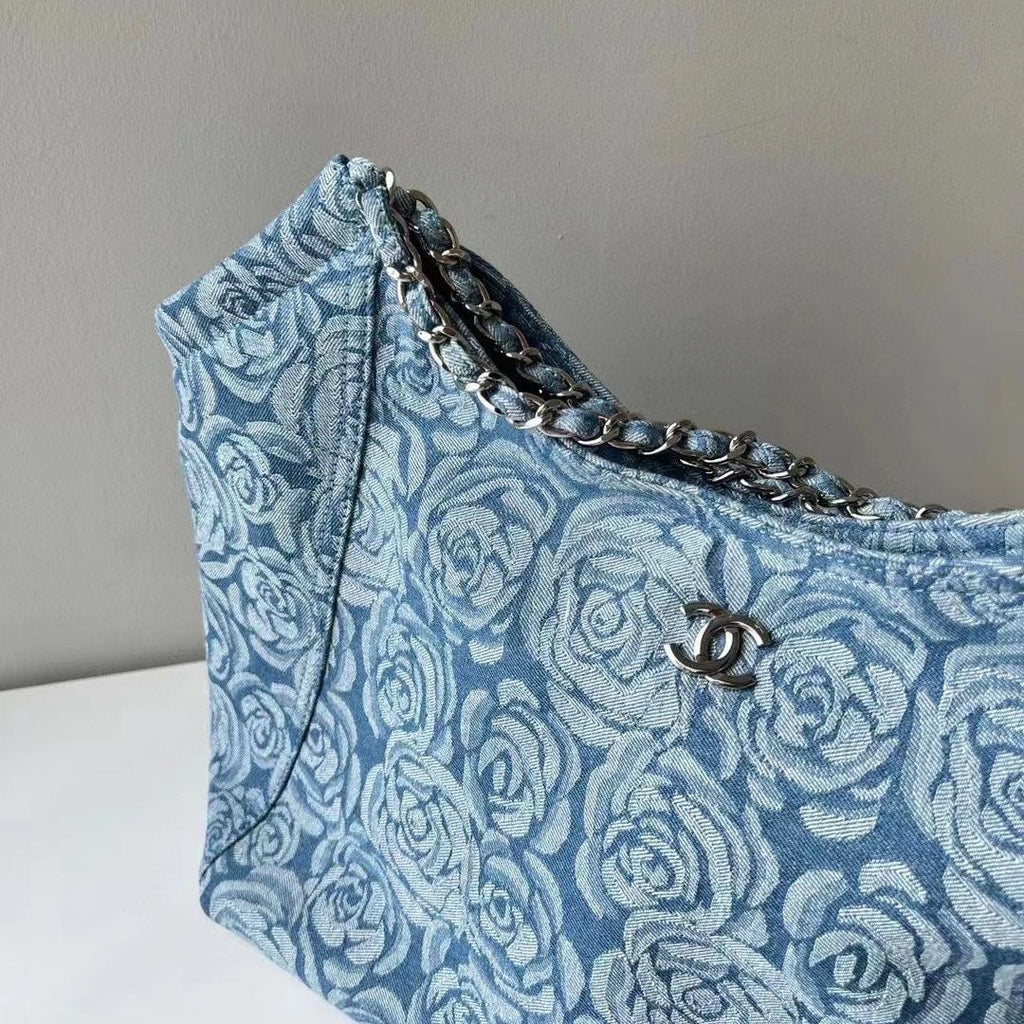 Fashion large capacity messenger bag PD1023080121