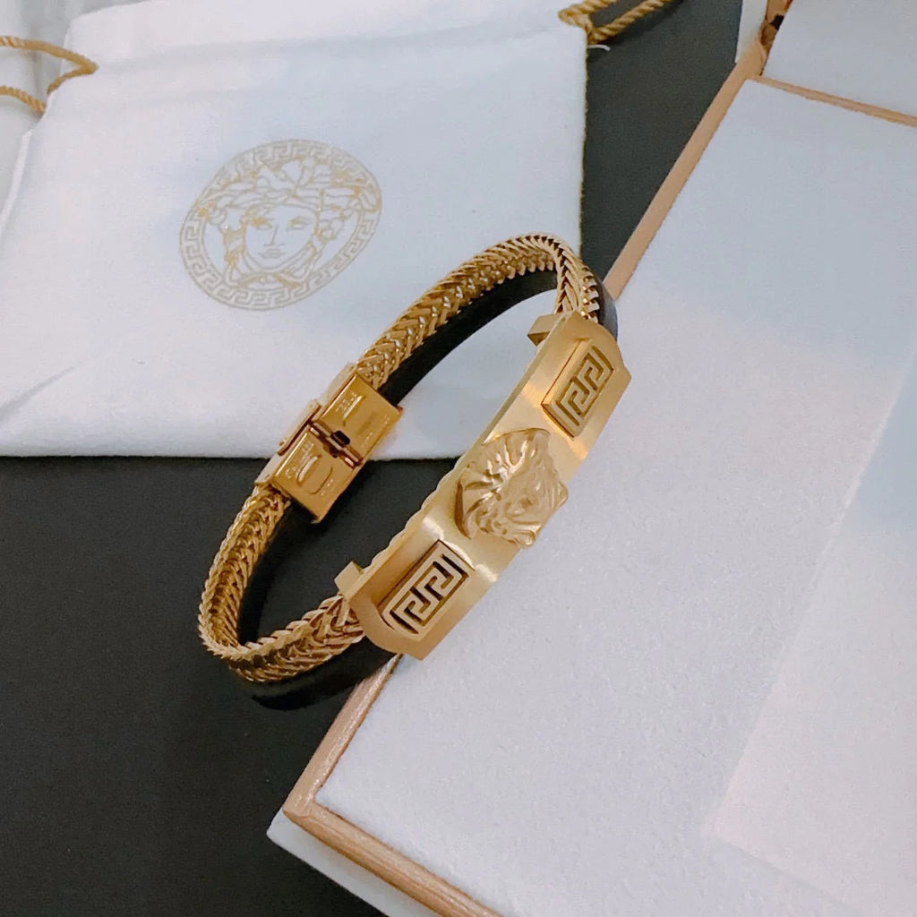 High quality trendy new style cowhide rope bracelet 1024040120