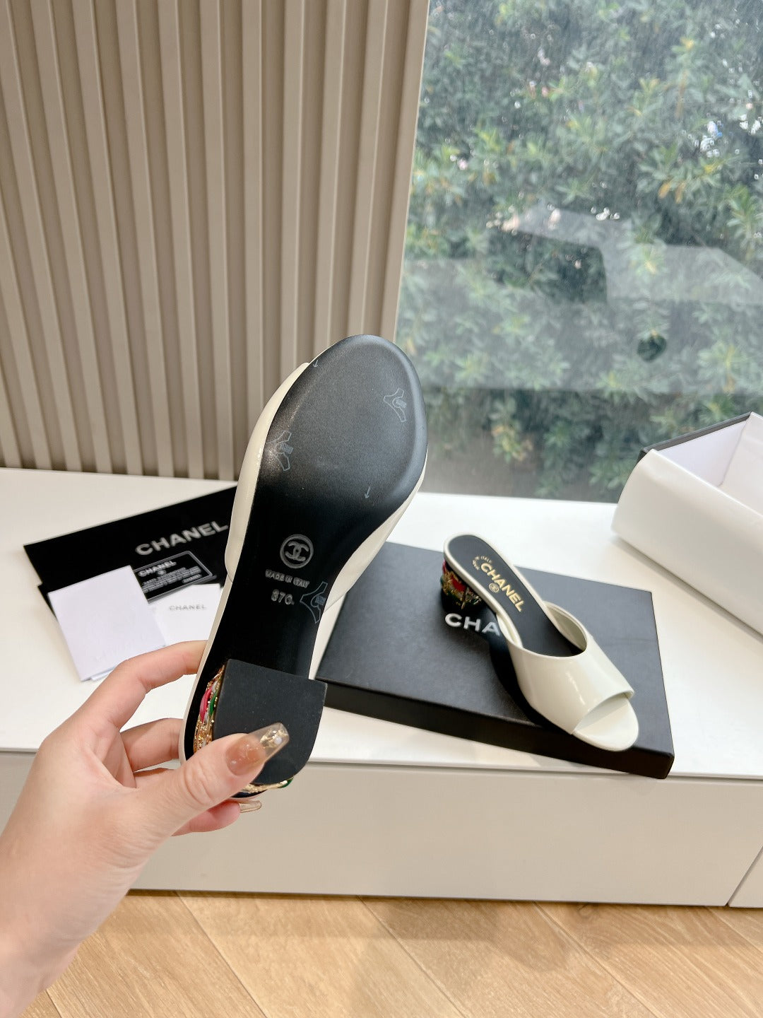 Chane1 top fashion classic short heel slippers 0724030822